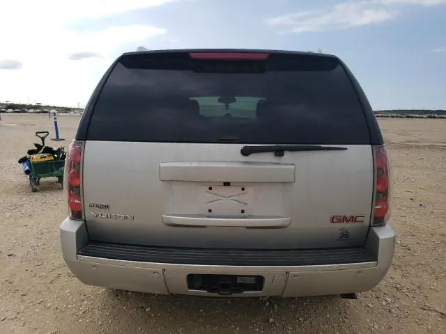 2012 GMC YUKON DENALI  