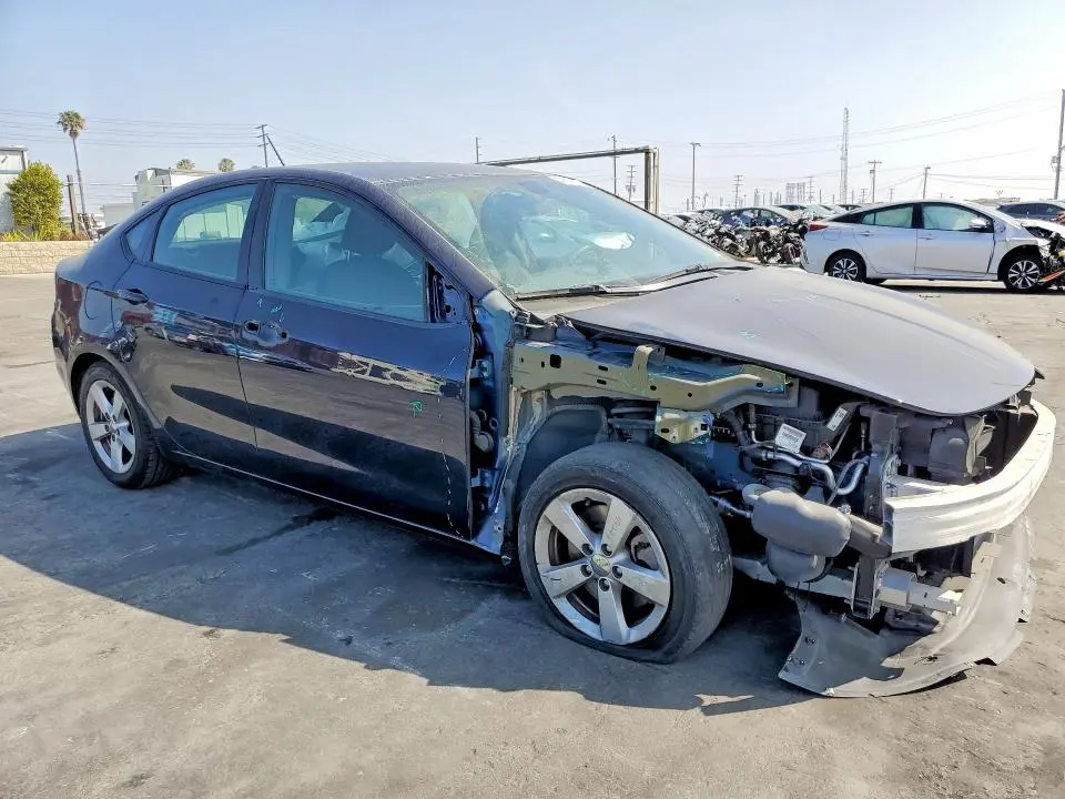 2015 DODGE DART SXT  