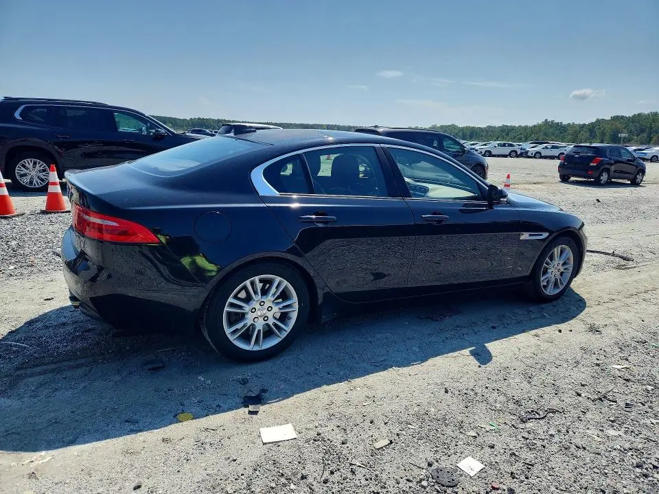 2017 JAGUAR XE PREMIUM  