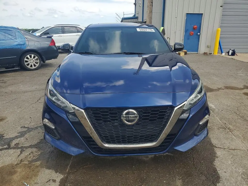 2019 NISSAN ALTIMA SR  