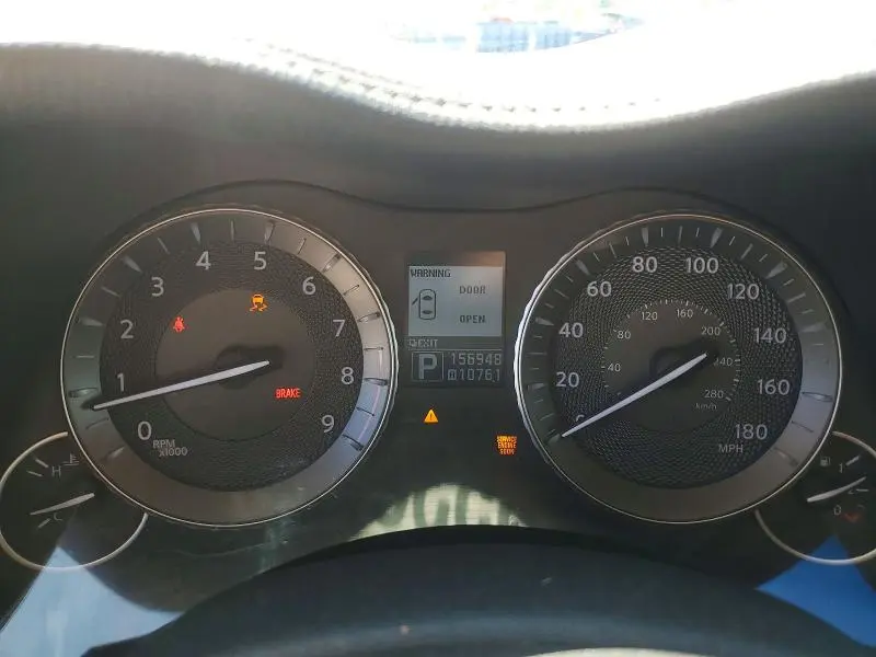 2012 INFINITI M37 X  