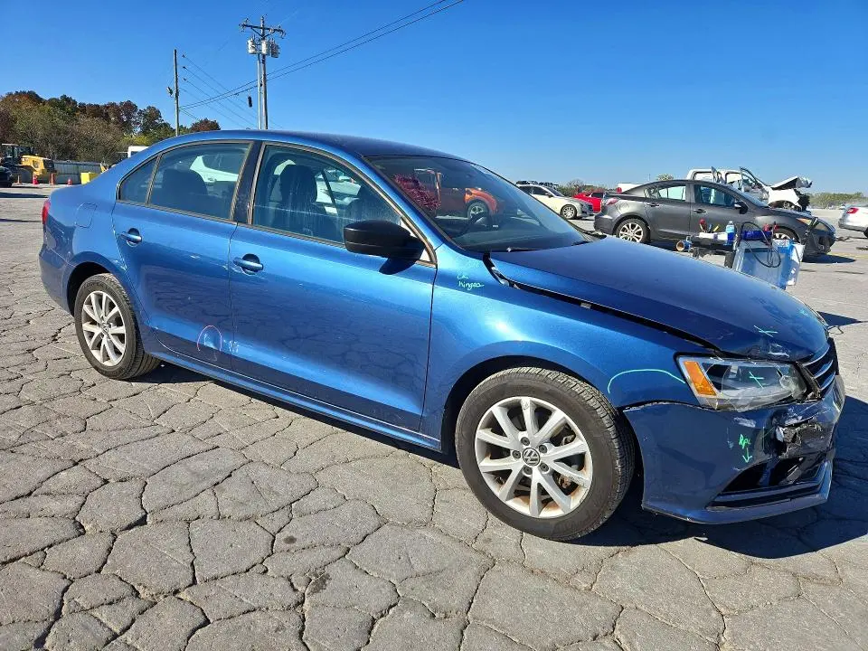2015 VOLKSWAGEN JETTA SE  