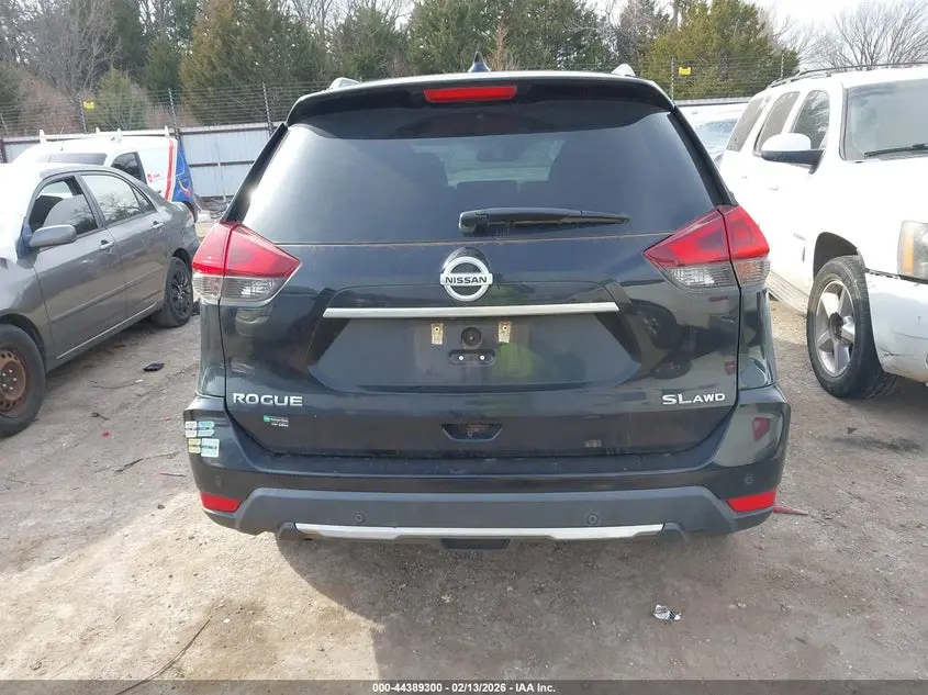 2019 NISSAN ROGUE SL