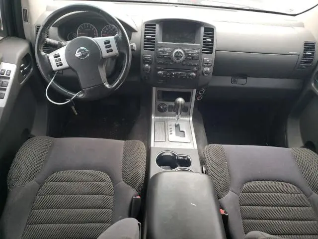 2010 NISSAN PATHFINDER S  