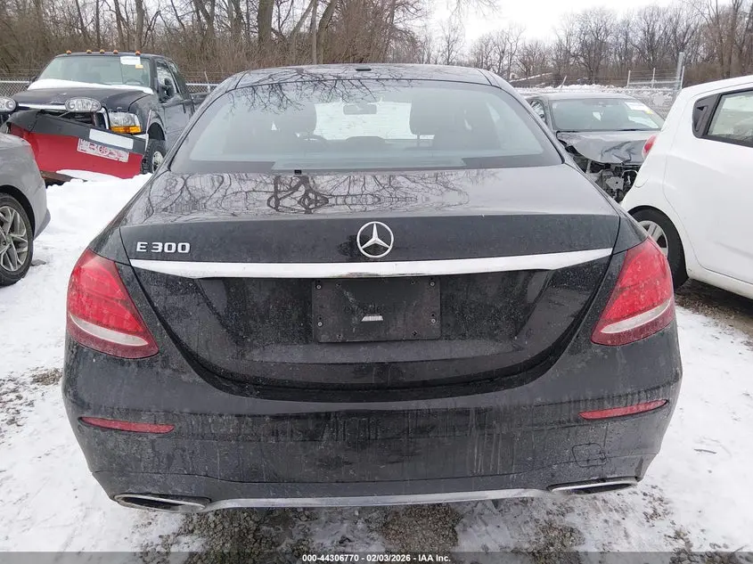 2018 MERCEDES-BENZ E 300  