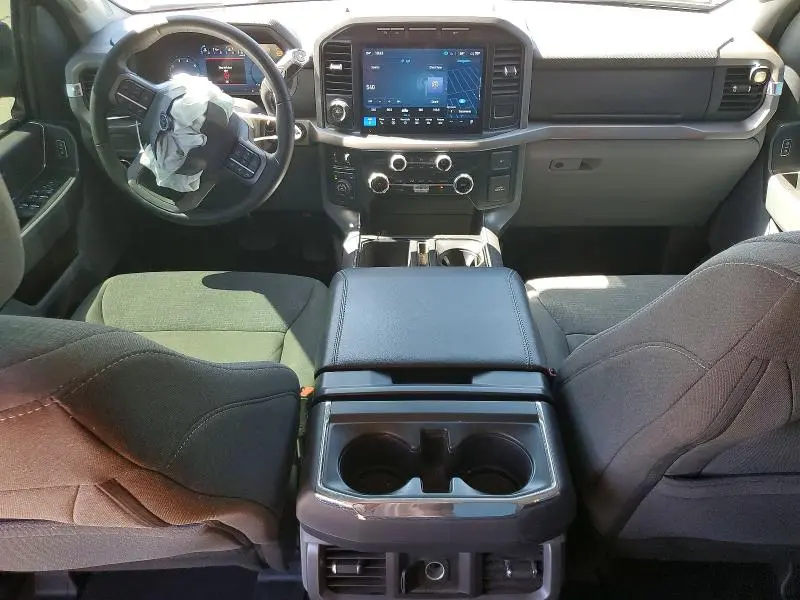 2024 FORD F150 XLT  