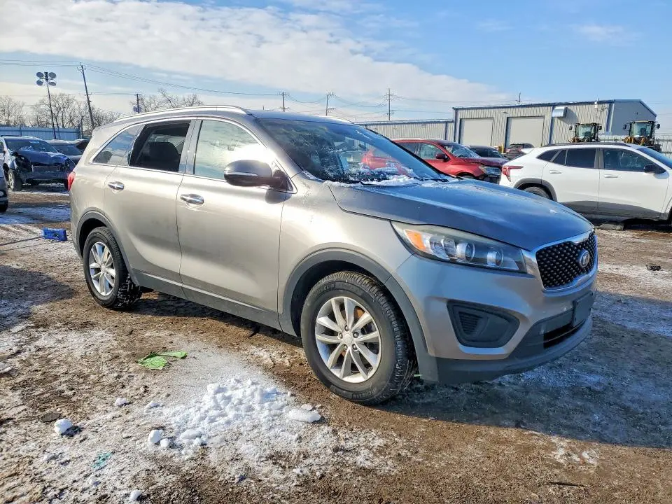 2016 KIA SORENTO LX  