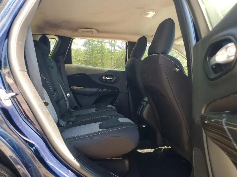 2014 JEEP CHEROKEE SPORT  