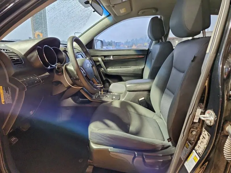 2012 KIA SORENTO BASE  