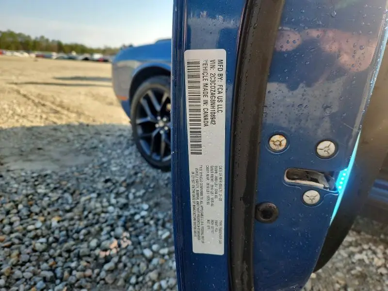 2022 DODGE CHALLENGER SXT  