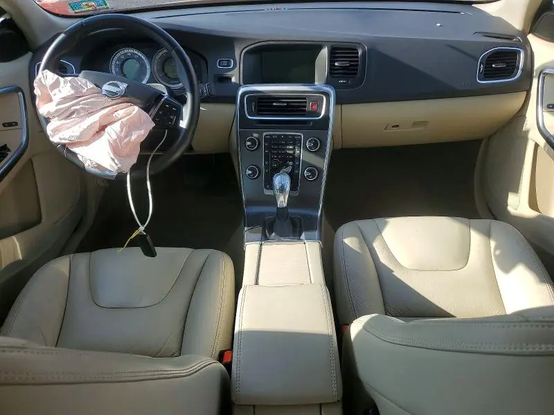 2013 VOLVO S60 T5  