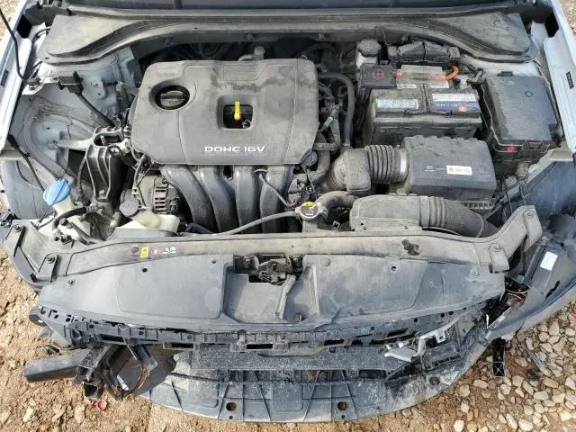 2017 HYUNDAI ELANTRA SE  