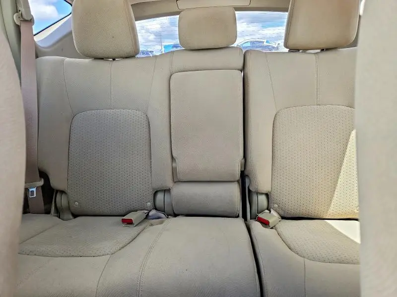 2013 NISSAN MURANO S  