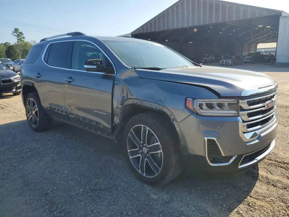 2022 GMC ACADIA SLT  