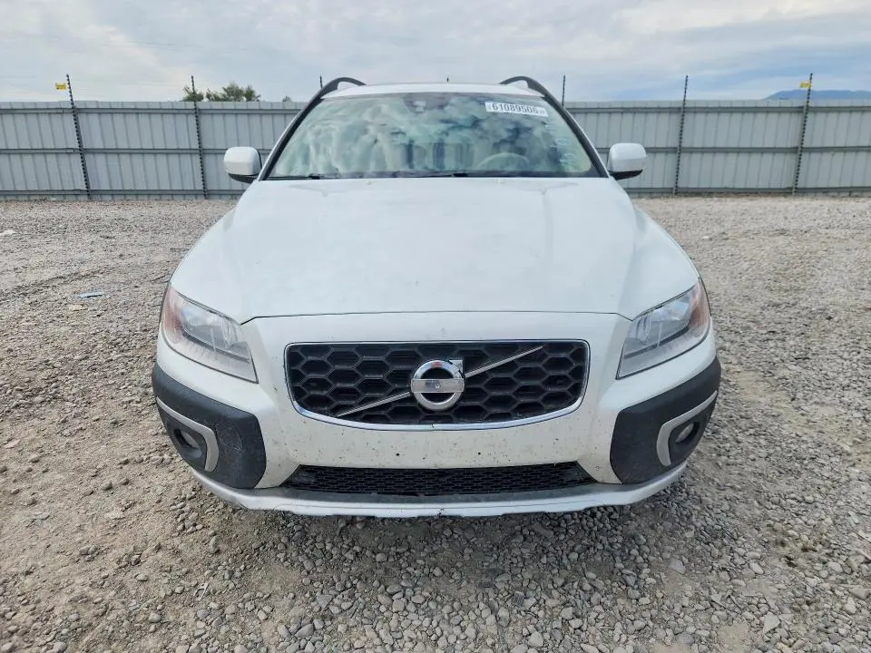 2015 VOLVO XC70 T6 PREMIER  