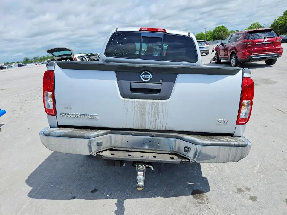 2016 NISSAN FRONTIER SV  