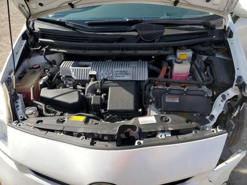 2015 TOYOTA PRIUS FIVE  