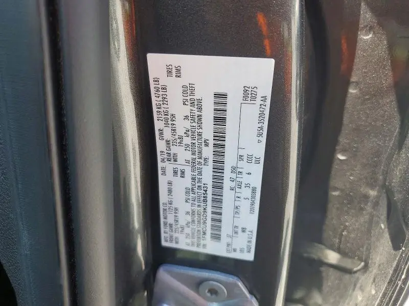 2019 FORD ESCAPE SE  