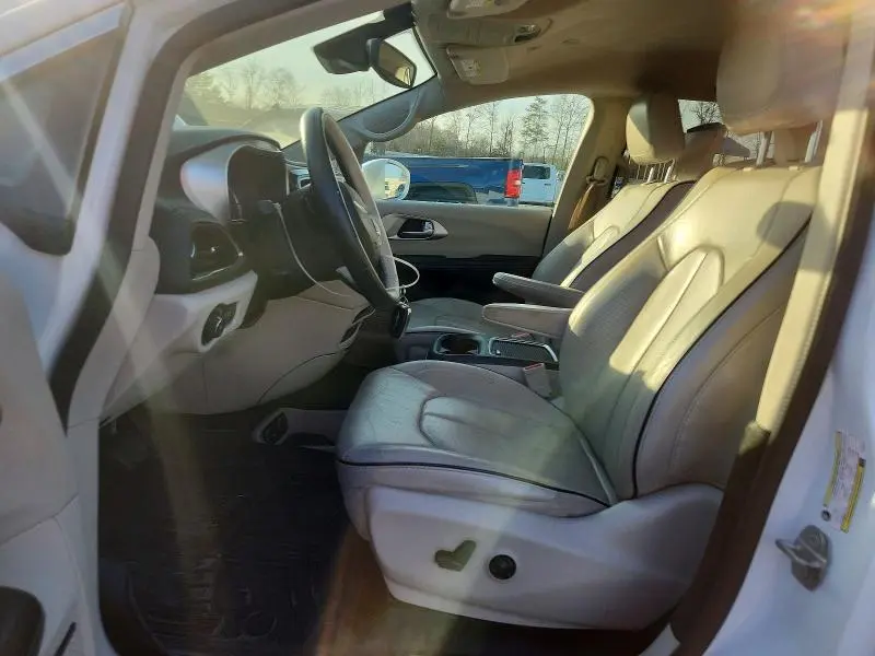 2018 CHRYSLER PACIFICA HYBRID LIMITED  