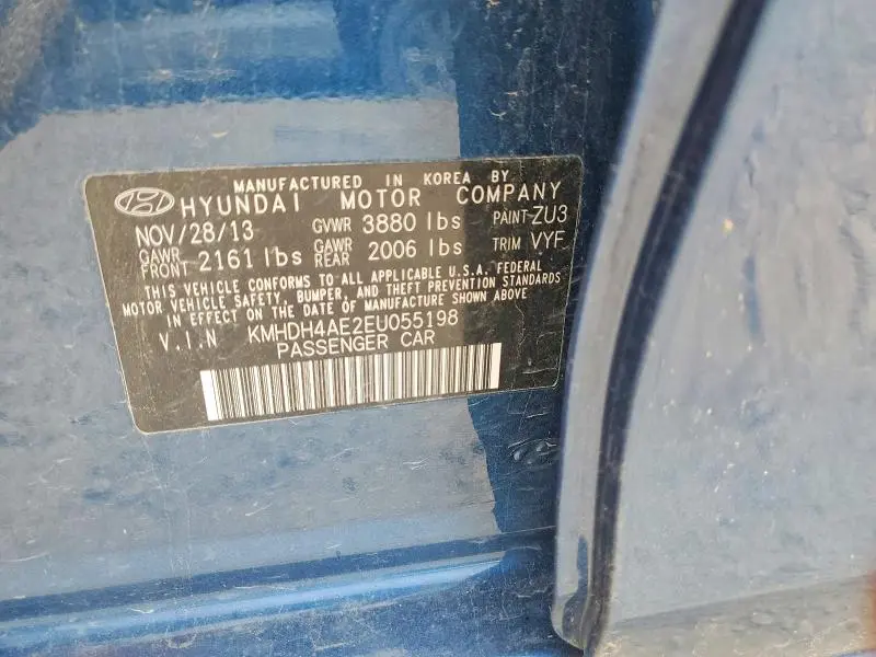 2014 HYUNDAI ELANTRA SE  