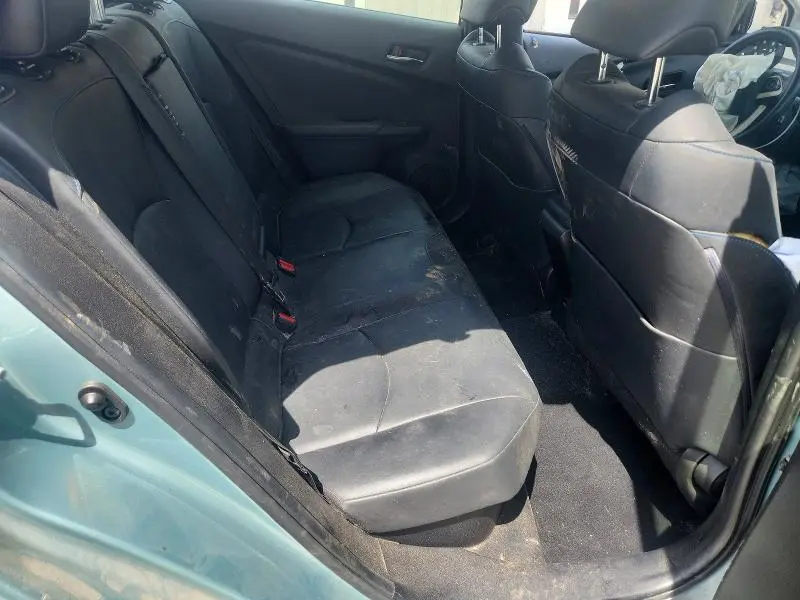 2017 TOYOTA PRIUS THREE TOURING  