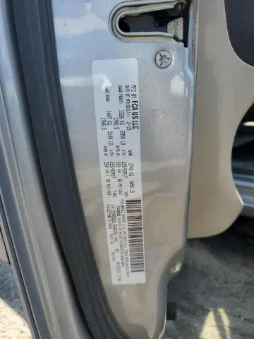 2015 DODGE GRAND CARAVAN SE  