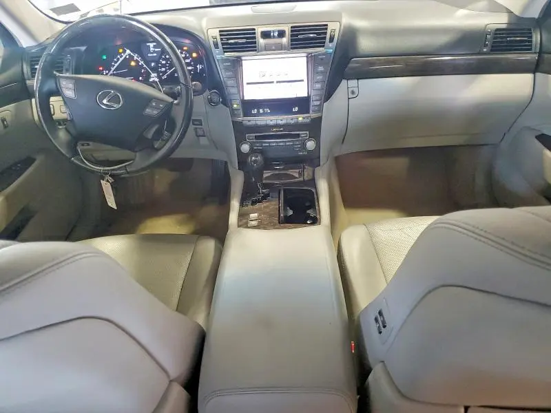 2011 LEXUS LS 460  