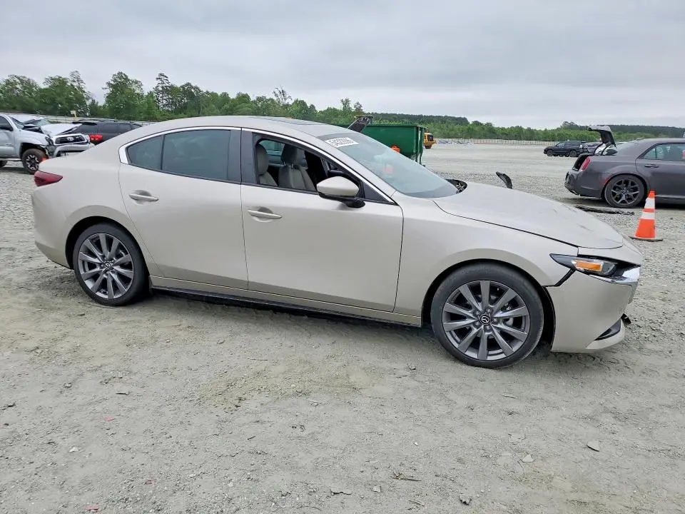 2024 MAZDA 3 PREFERRED  
