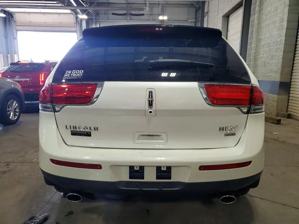 2011 LINCOLN MKX   