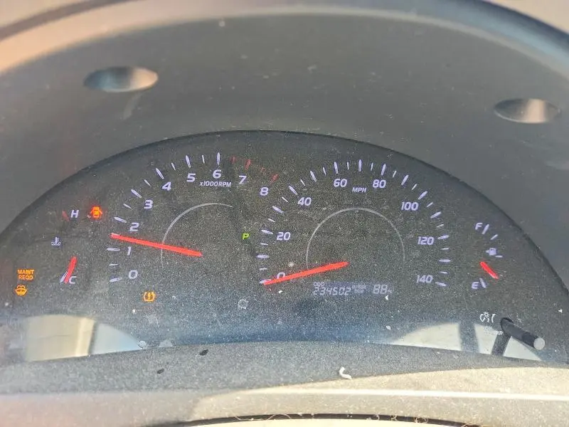 2010 TOYOTA CAMRY LE  
