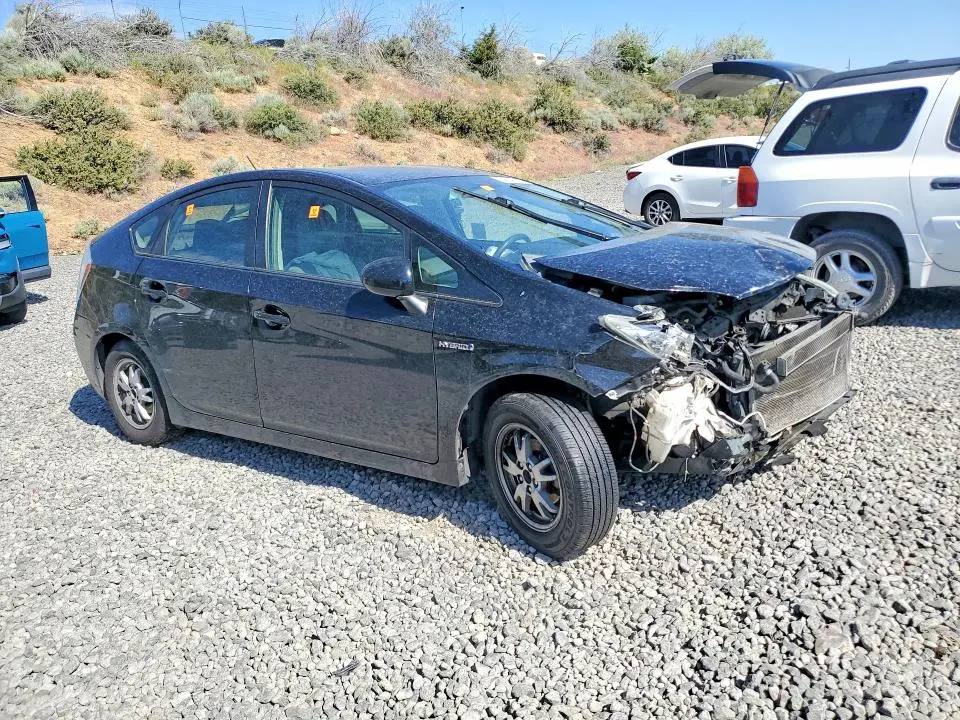 2011 TOYOTA PRIUS TWO  