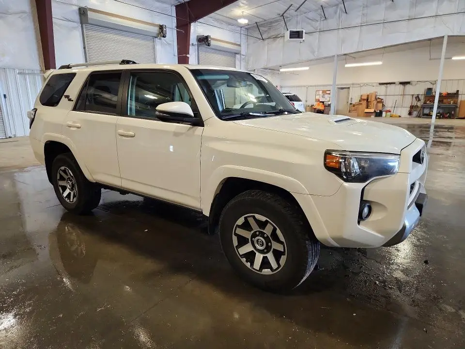 2018 TOYOTA 4RUNNER   