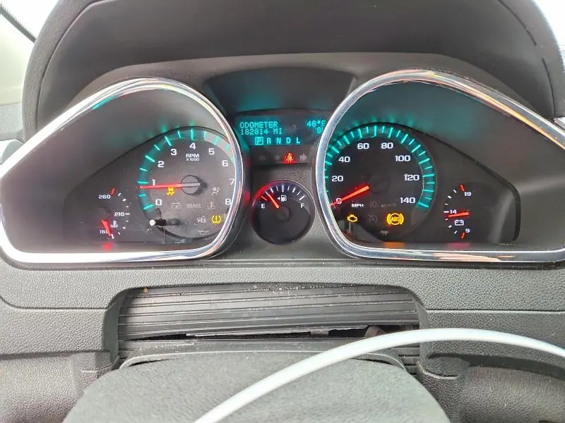 2011 CHEVROLET TRAVERSE LT  