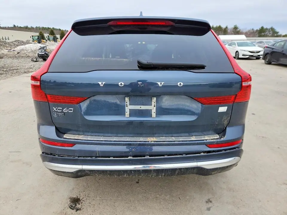2022 VOLVO XC60 T8 RECHARGE INSCRIPTION  