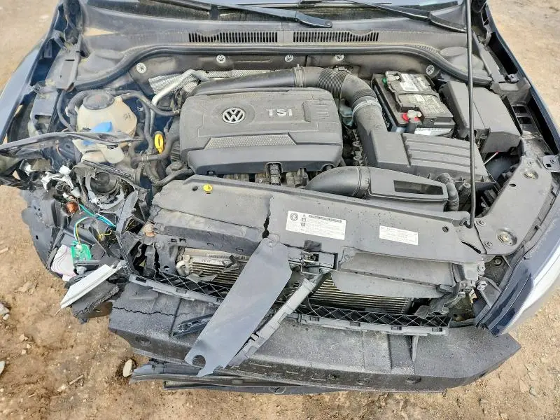 2018 VOLKSWAGEN JETTA SPORT  