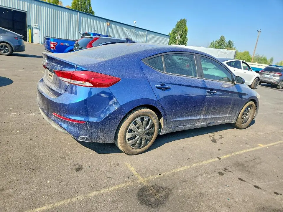 2017 HYUNDAI ELANTRA SE  