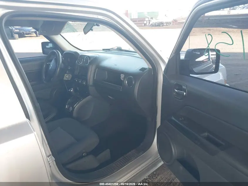 2010 JEEP PATRIOT SPORT