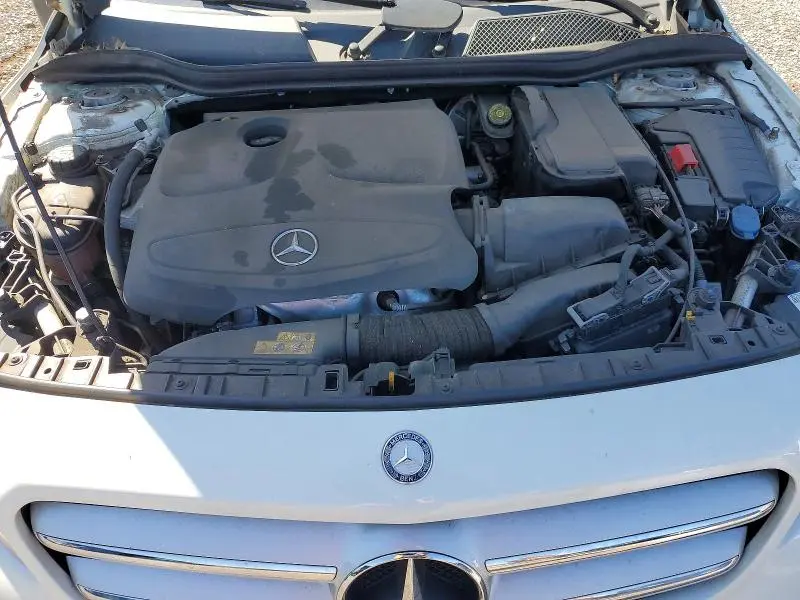 2016 MERCEDES-BENZ GLA 250  