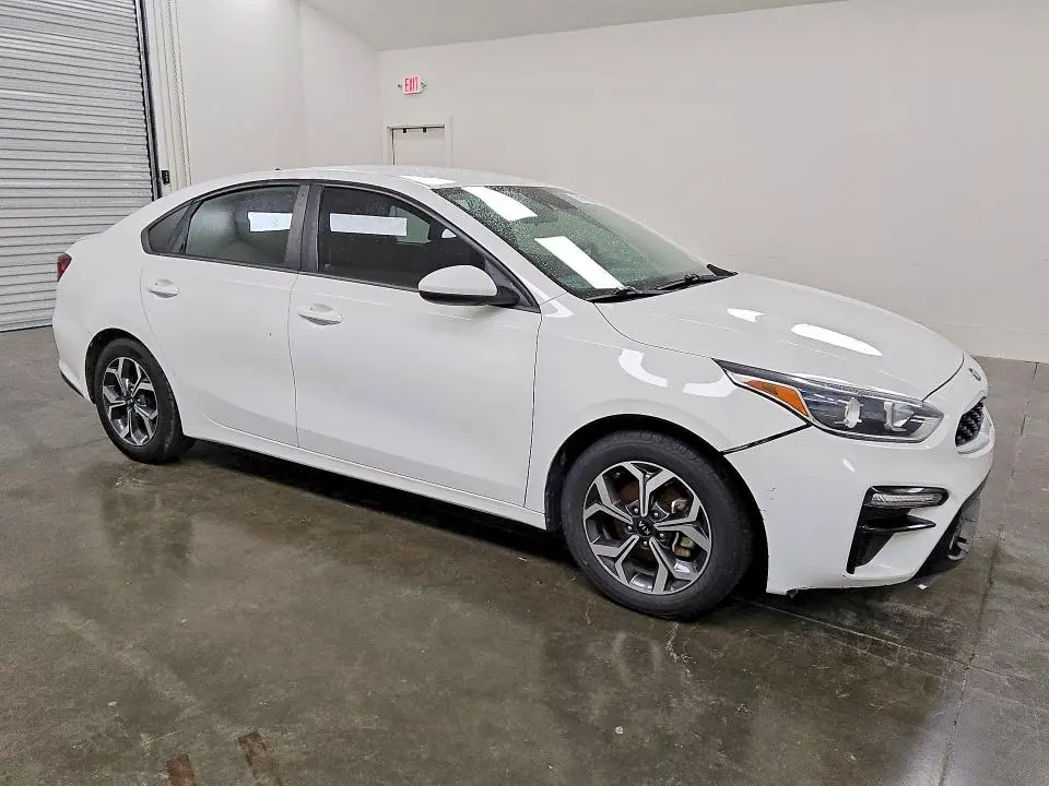 2020 KIA FORTE LXS  