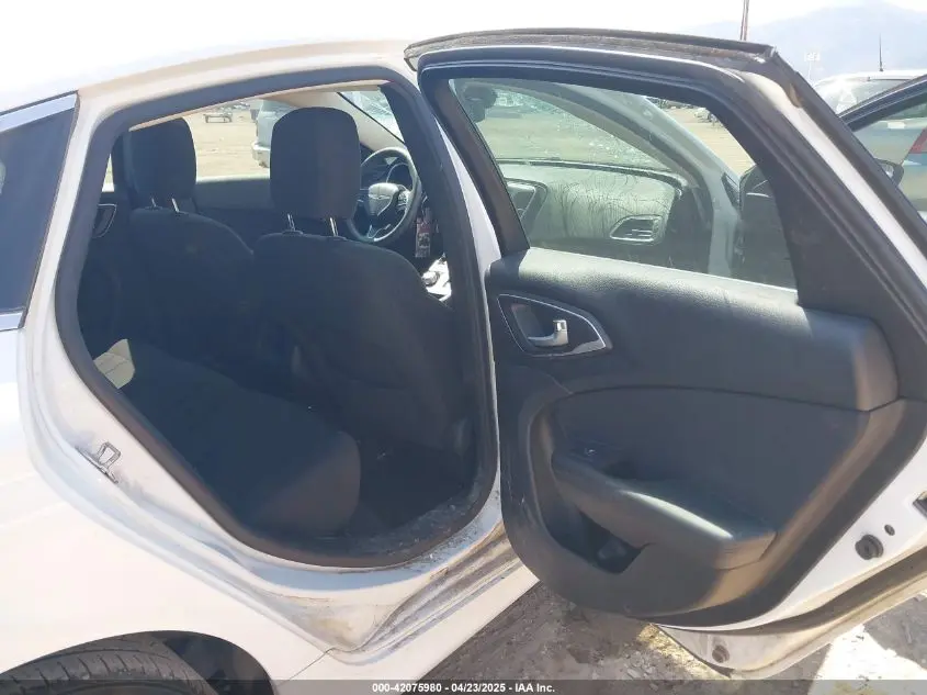 2015 CHRYSLER 200 LIMITED