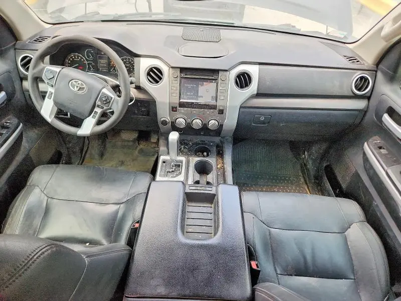 2018 TOYOTA TUNDRA CREWMAX SR5  