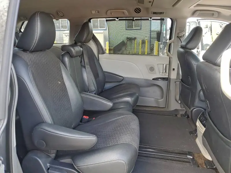 2014 TOYOTA SIENNA SPORT  