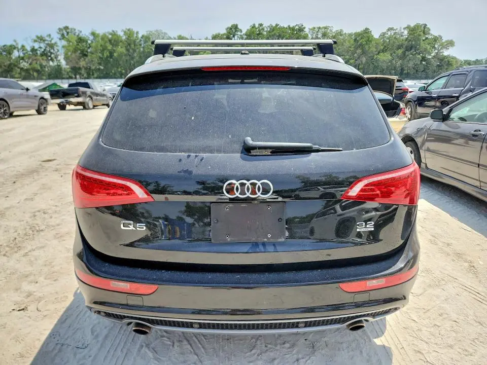 2011 AUDI Q5 PREMIUM PLUS  