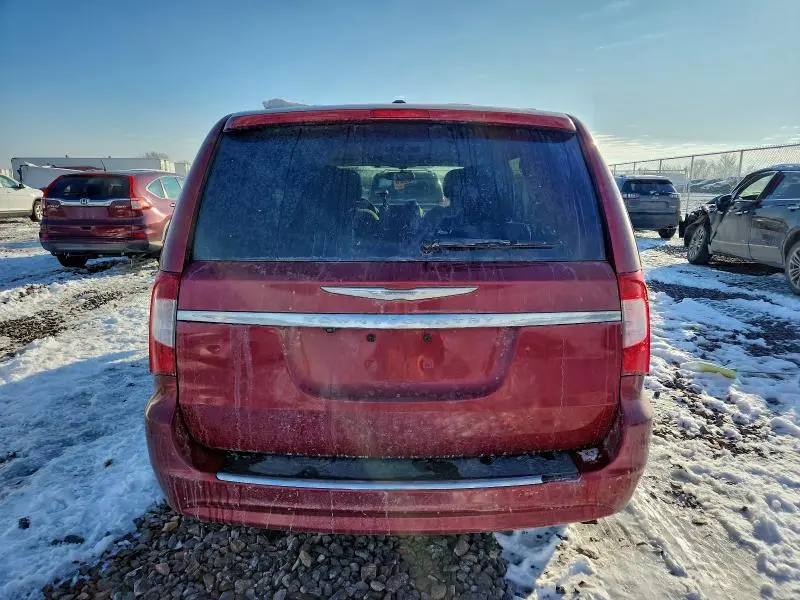 2013 CHRYSLER TOWN & COUNTRY TOURING  