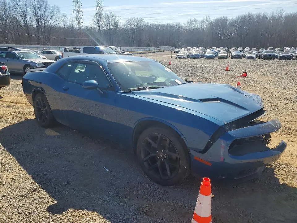2023 DODGE CHALLENGER SXT  