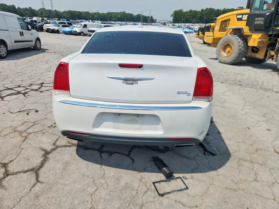 2017 CHRYSLER 300C   