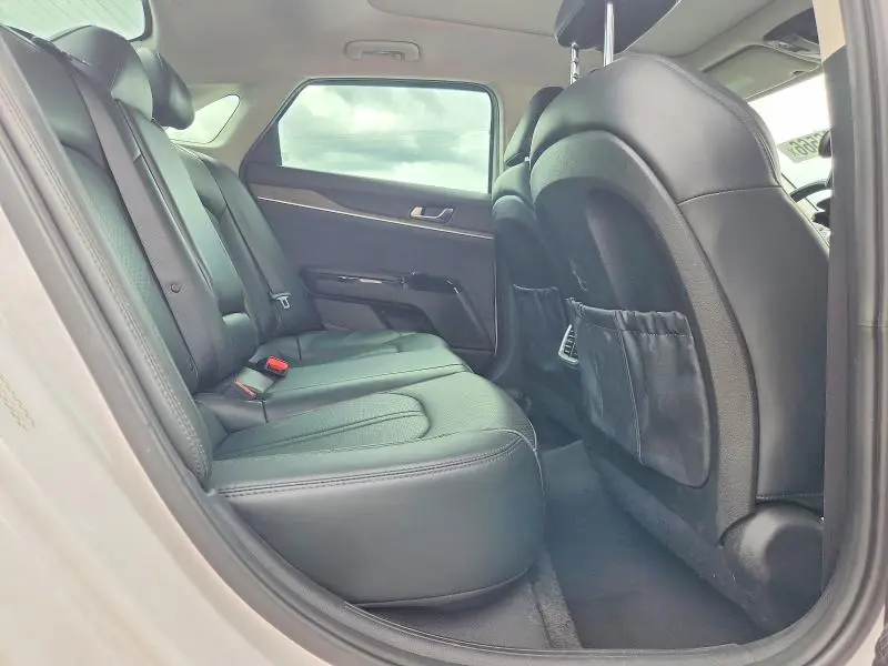 2023 KIA K5 EX  