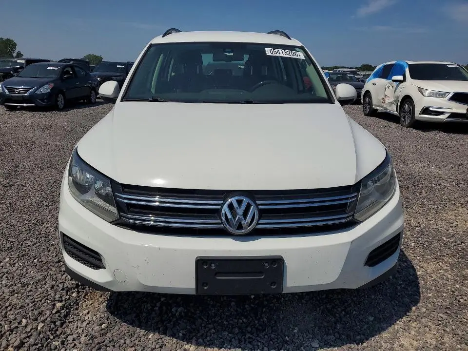 2016 VOLKSWAGEN TIGUAN S  