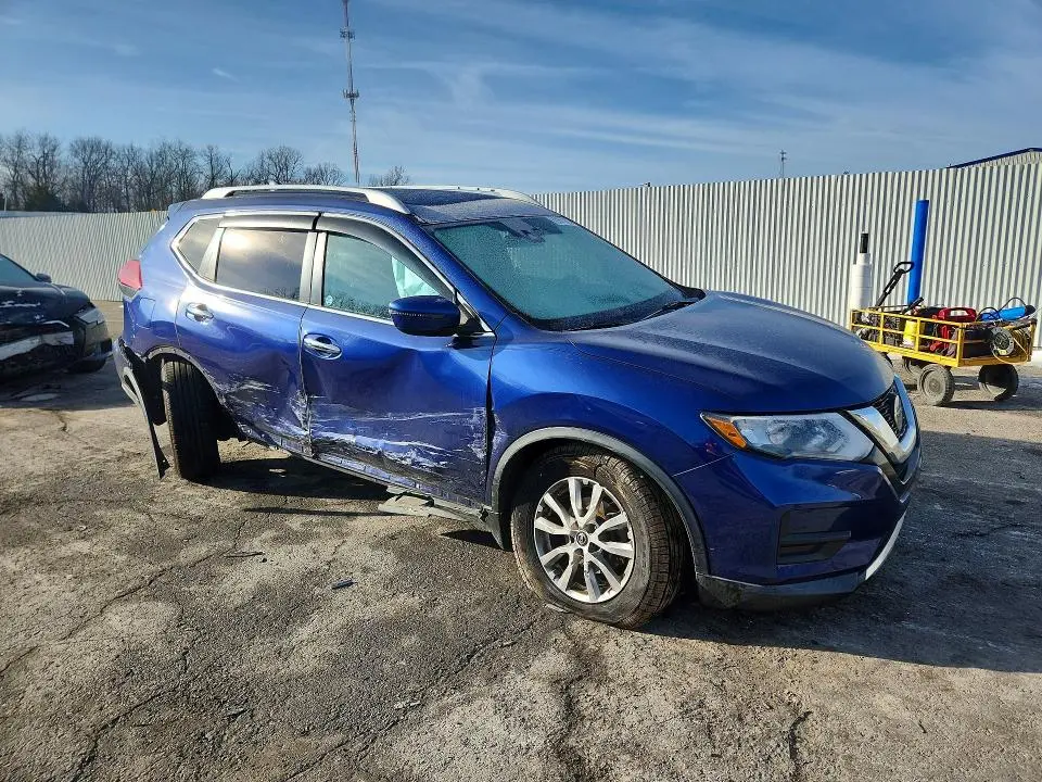2019 NISSAN ROGUE S  