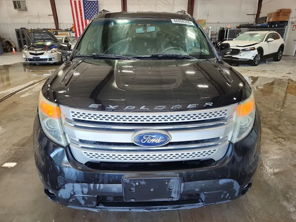 2011 FORD EXPLORER XLT  